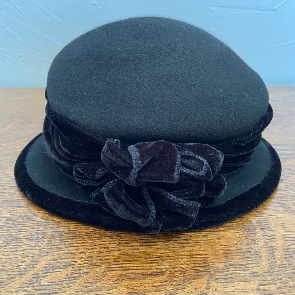 VINTAGE WOOL BLACK WOMENS BOW RIBBON BOWLER CLARA BOW RETRO HAT